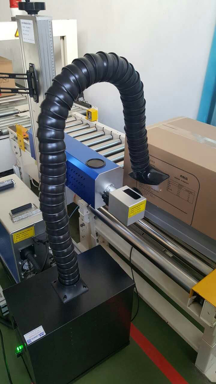CO2激光機打標紙箱.jpg CO2激光機打標紙箱.jpg